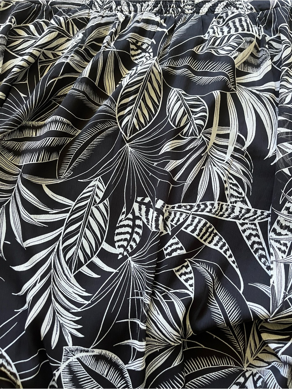 Banana Republic Black & Tan/White Smocked Maxi Dress Palm Leaves Tropical XL - Picture 5 of 7